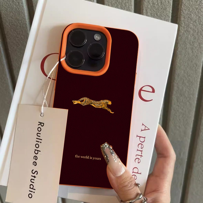 Minimalist Leopard Running Pat - огляд і ціна Phone Cases Trendy